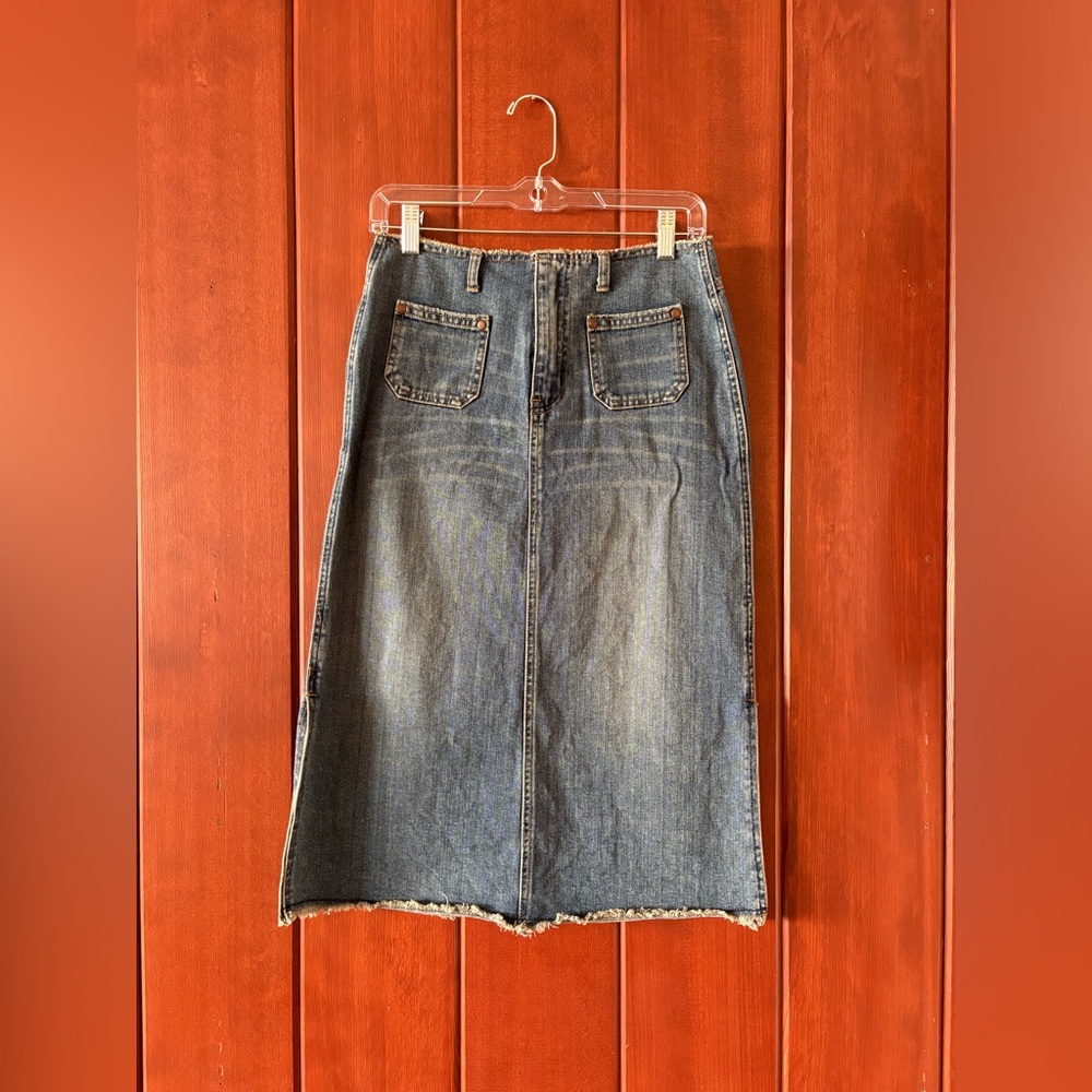VTG y2k Panelli Denim Midi Skirt with Frayed Hem